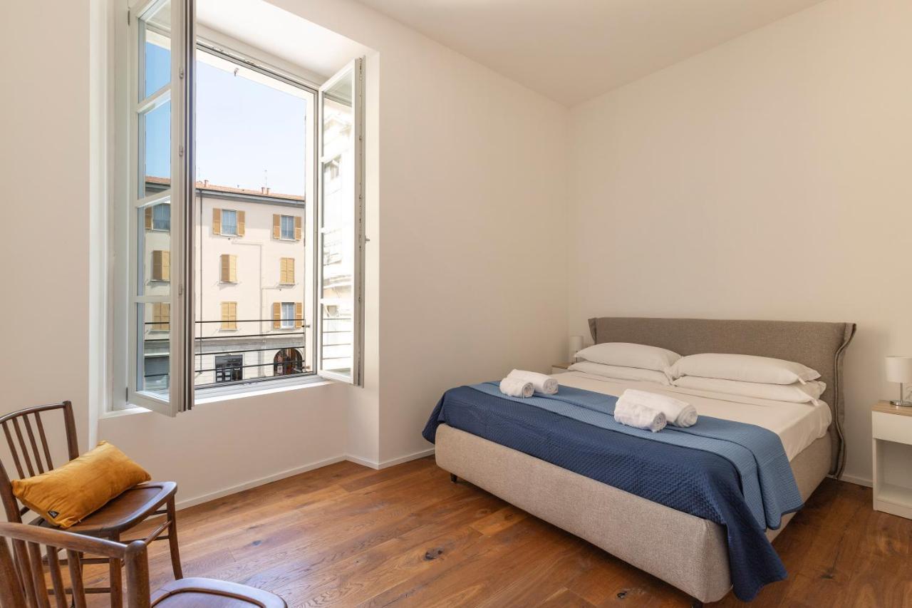 Mc House Como Con Posto Auto Exterior photo