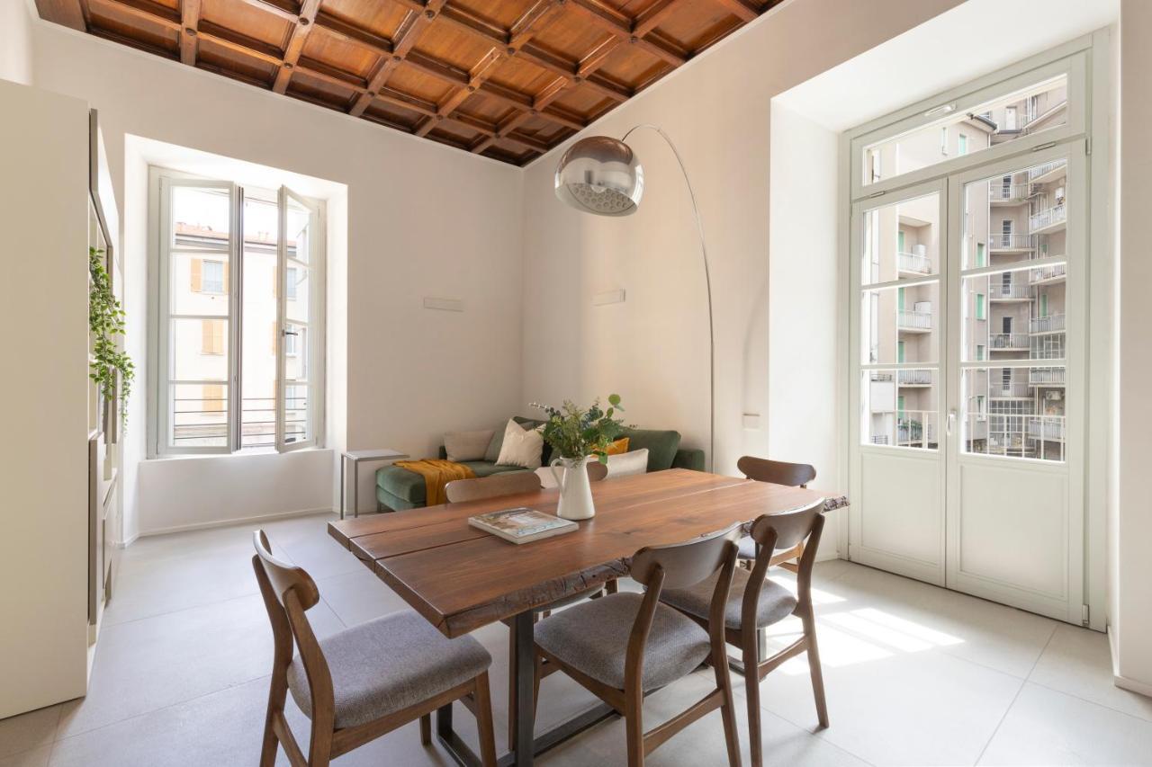 Mc House Como Con Posto Auto Exterior photo